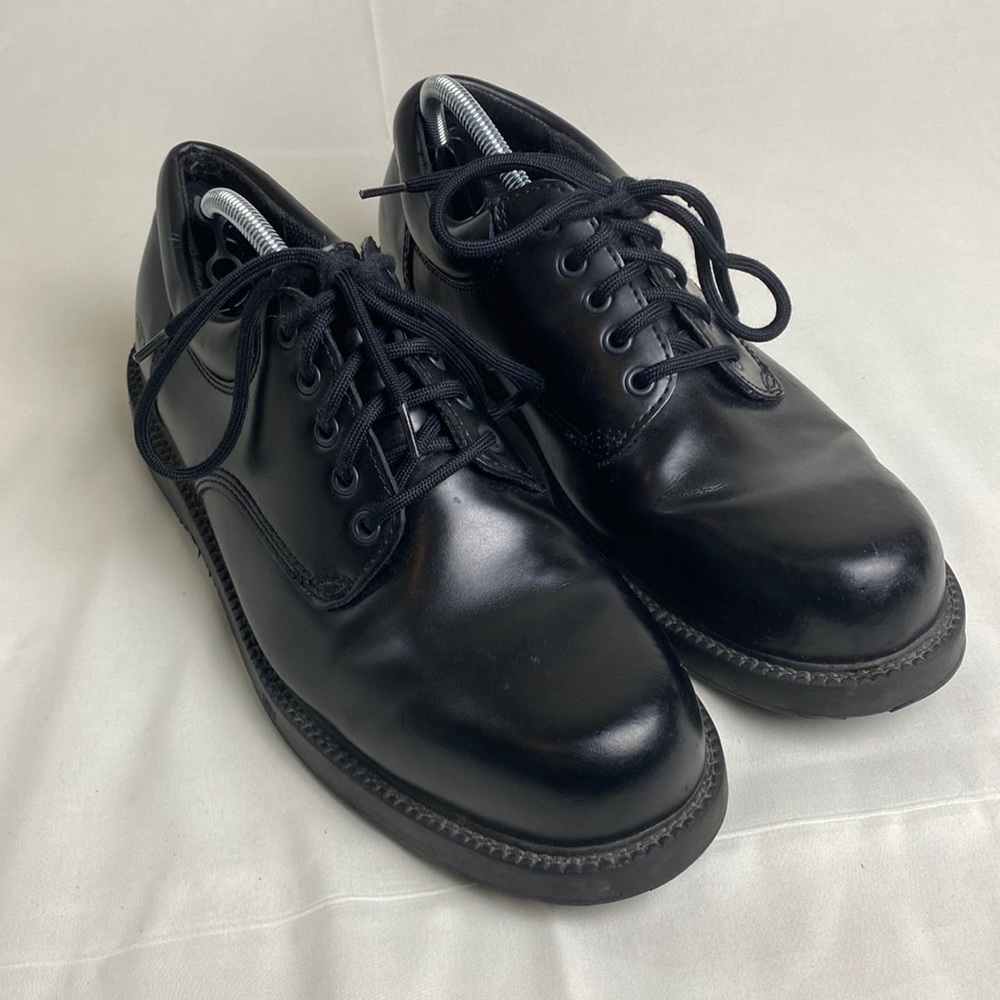 Sketchers Slip Resistant Non-Slip Black Leather Utility Work Derby Shoe Men’s 11
